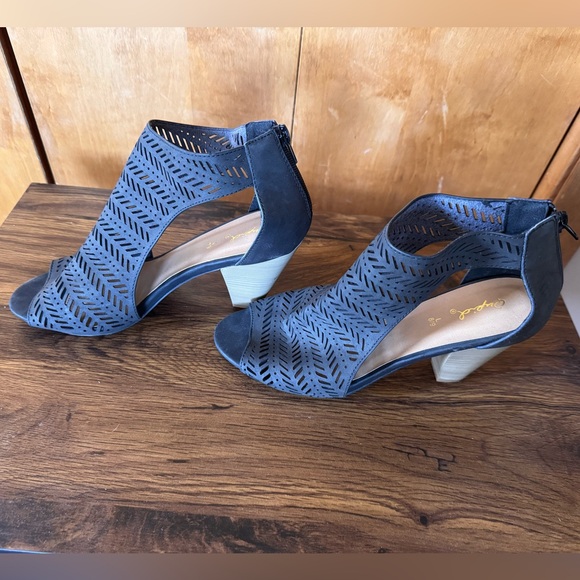 Qupid Black Cutout Heeled Sandals - Picture 1 of 5